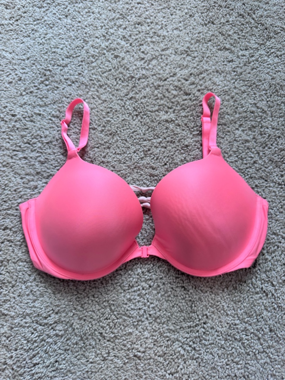Victoria’s Secret Pink Underwired Push Up Pigeonnant Front Clasp Bra